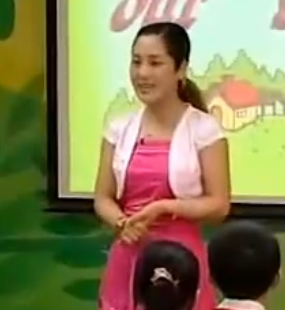 �����е����� �˽̰�_���꼉С�W(xu��)��(sh��)�W(xu��)�n��չʾ�^Ħ�n��(sh��)�ҕ�l