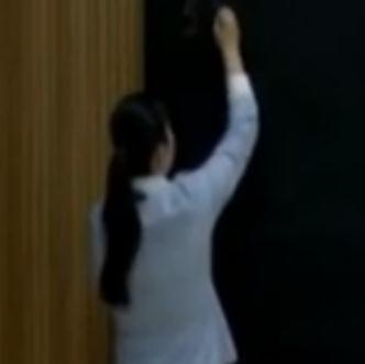 �˽̲�����С�W�Z�����꼉�σԵ�5�n��䁝M��ɫ���Ƶ�ˮ�����������ʡ�����n