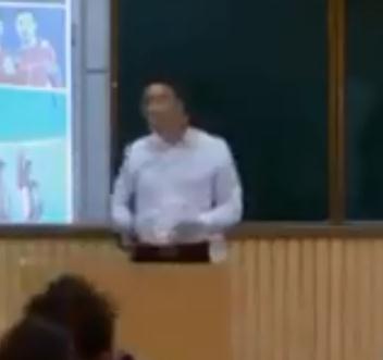 �˽̲���������Z�İ��꼉�σԵ�һ��Ԫ�΄�һ����x��3�n���w�족���_������ʡ�����n