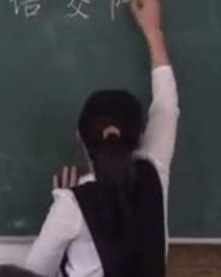 С�W(xu��)���꼉�σԿ��Z���H��׌�����е������������__����ʡ - ����