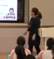 �˽̰���Ŀ�˾��꼉Ӣ�ZUnit 2 I think that mooncakes are delicious Reading and Writing�½� - ����