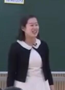 Oxford English Book 4A (Shanghai Edition) Module2 Unit1 Sports (Period 3 ) �Ϻ��� - �o���^