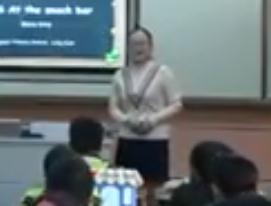 С�WӢ�Z�g�ְ����꼉�σ�Unit 6 At the snack bar (Story time) ���Kʡ - ̩��