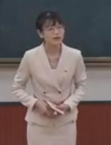 �M����С�W�Z�ĵڶ��á��p�����n�ý̌Wչʾ�n���Ї���ʳ������ؕ�^��