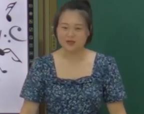 ���������������½̲��n�ý̌W��(y��u)�|�n��ِ��̰��b�p��һ�n�r����푵ĸ�֪�����Ґ����Ї� ����ɽ�衷