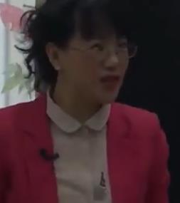 ������ȫ��С�W(xu��)�Z�Ľy(t��ng)�������惞(y��u)�|(zh��)�n��ِ���꼉(j��)�Ե�10�n��ĸ�u����һ�n�r(sh��)_�����Sɽ