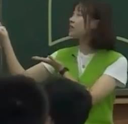 ��ʮ���ȫ��С�WӢ�Z�̎��̌W��������ِ�����nչʾ���˽̰����꼉���c���� Recycle2 Mike's summer camp �