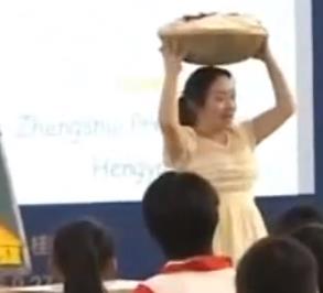 �������n��ȫ��С�WӢ�Z�n�ý̌W�^Ħ�n�S�������������L���̌W Handa'ssurprise