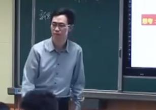 �y������������½̲ă��|�n��ِ��ʡِ��˼�����α���һ�ڶ���Ԫ4.3������ƽ�r���Ї���ɫ������x˼�롷