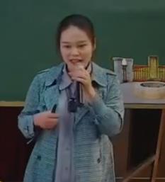 ����ʡ���A������(y��u)��̌W�n��С�W�tɫ�Ļ��F(xi��n)���nչʾ����𡷵�һ��(ji��)�n