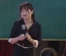 ����ʡ���A(ch��)������(y��u)��̌W(xu��)�n��С�W(xu��)�tɫ�Ļ��F(xi��n)��(ch��ng)�nչʾ��Ӣ�۳��ϲ����ڰ˹�(ji��)�n