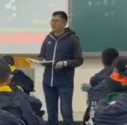 語(yǔ)文人教八年級(jí)上冊(cè)(統(tǒng)編)《夢(mèng)回繁華》四川省綿陽(yáng)