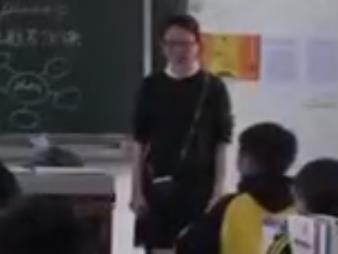 M11U2 The photo which we liked best was taken by Zhao Min�V�|ʡ--����