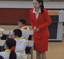 �ڶ���С�W(xu��)�Z�ġ��p���n�á��̌W(xu��)��(j��ng)ِ��ӛ���A���p������