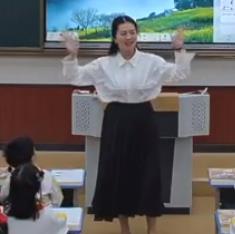 �ڶ���С�W�Z�ġ��p���n�á��̌W��ِ��֩���_�꡷