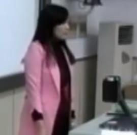 ���и��л��W�˽̰��ЙC���W����һ�� ���ӡ��������׶�������W�����ЌW