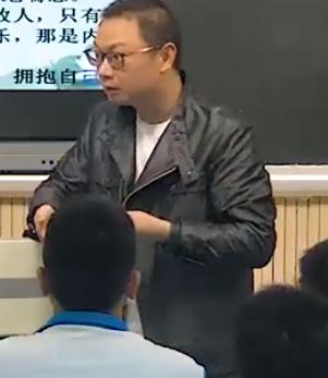 ����ʡ��С�W�����ν̌W��������ِ�������}�������ۺø��е�һ�����ӡ����J�R�Լ�������Ҏ����