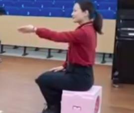 ���Kʡ��ʮ��С�W�������|�n�F���^Ħҕ�l�������e�����������}��