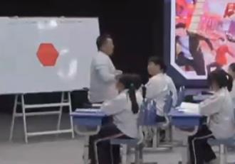 ��17��ȫ������Ӣ�Z�̎��̌W��������ِ�F���n_�˽̰����Unit 5 What were you doing when the rainstorm came��Ԫ�����n