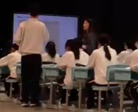 ��17��ȫ������Ӣ�Z�̎��̌W(xu��)��������ِ�F(xi��n)���n__Unit 8Agreen world Task Going green