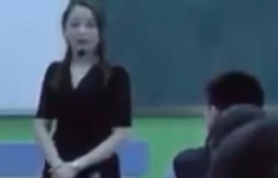 ��ʮһ��ȫ�������Z�Ľ̎��̌W��������ِ���꼉��Ԋ�ġ���塷���꼉������ӛ�����ǡ�