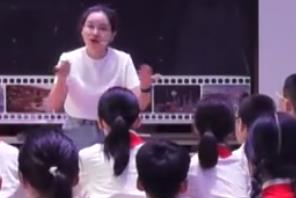 �ؑc��С�W(xu��)Ӣ�Z(y��)�̎���(y��u)�|(zh��)�n��(j��ng)ِ�F(xi��n)��(ch��ng)�n19��chongqing people�����S���h��